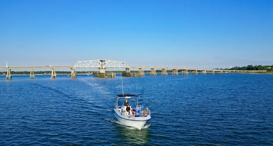 Beaufort River Tour (2 Hrs)